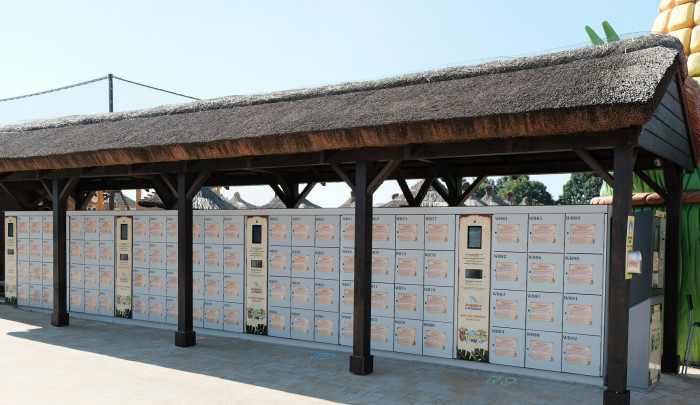 Szafki depozytowe Aquapark Energylandia.jpg Szafki depozytowe Aquapark Energylandia.jpg