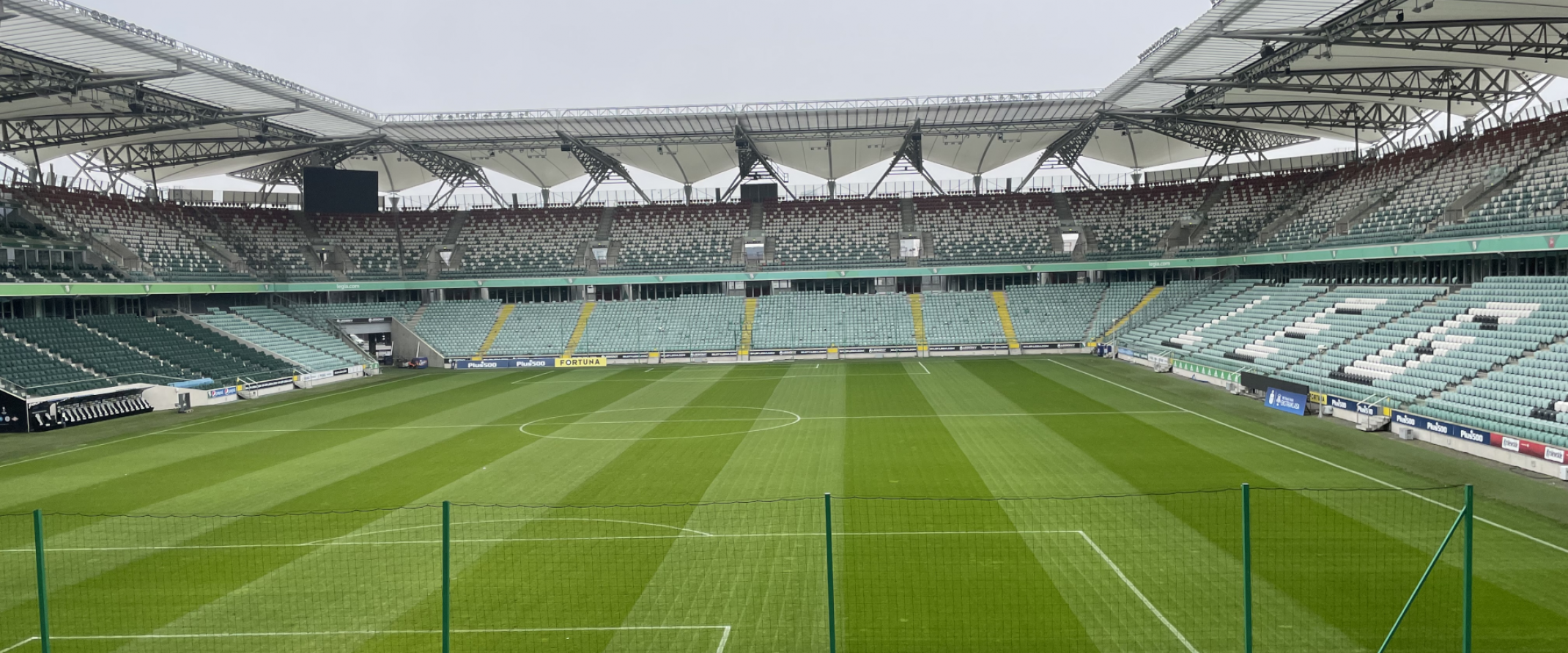 Stadiony i Hale Widowiskowe