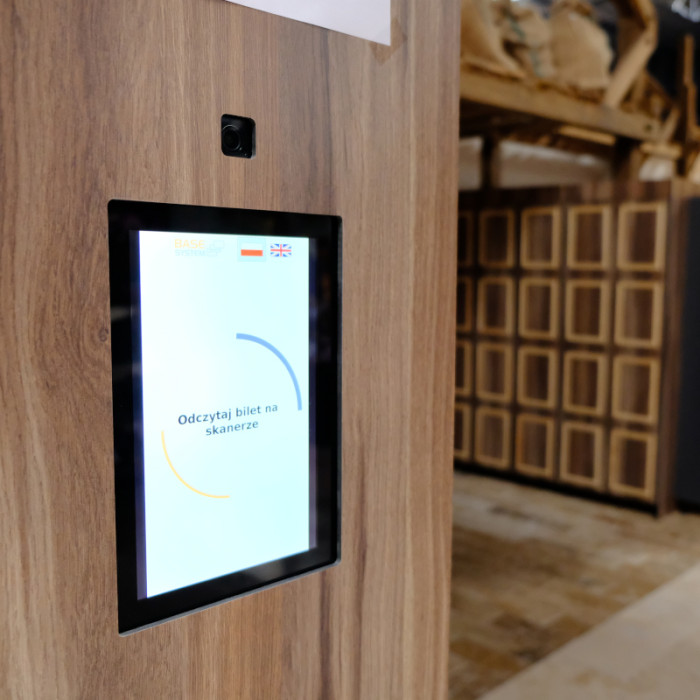 Szterownik szafek KDS-X Mandoria.JPG Szterownik szafek KDS-X Mandoria.JPG