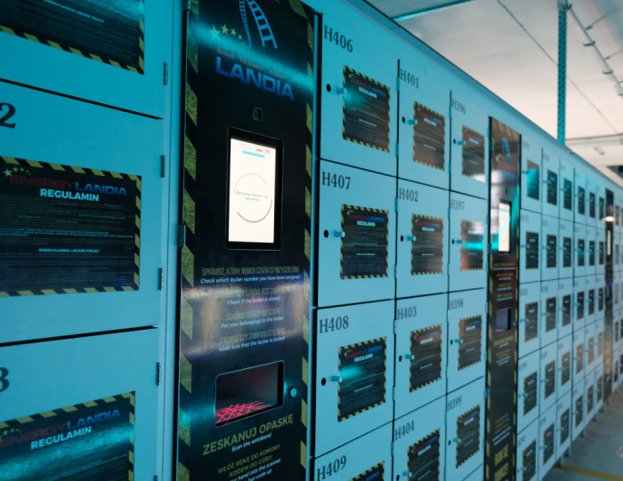 Szafki depozytowe Energylandia hyperion.JPG Szafki depozytowe Energylandia hyperion.JPG